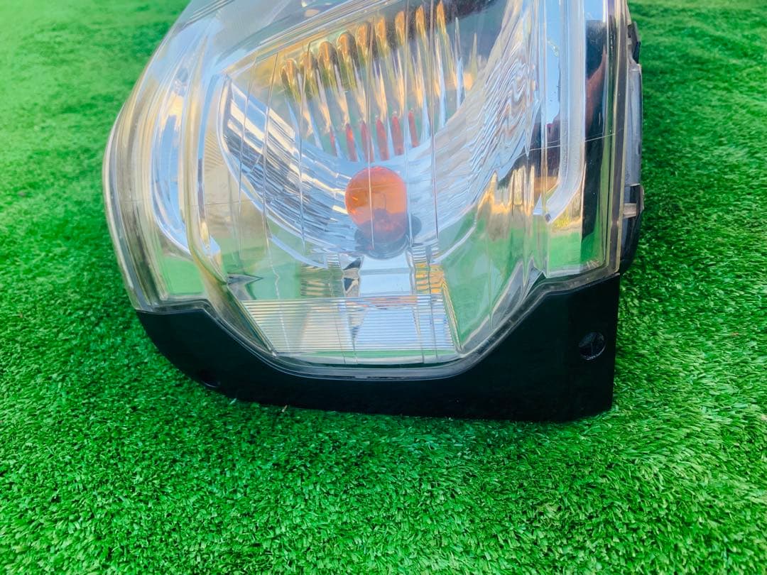 U61T ミニキャブトラック　ヘッドライト美品