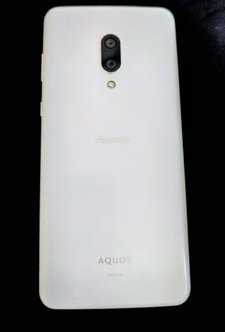 【SIMロック解除済】AQUOS SH-01M docomo　白