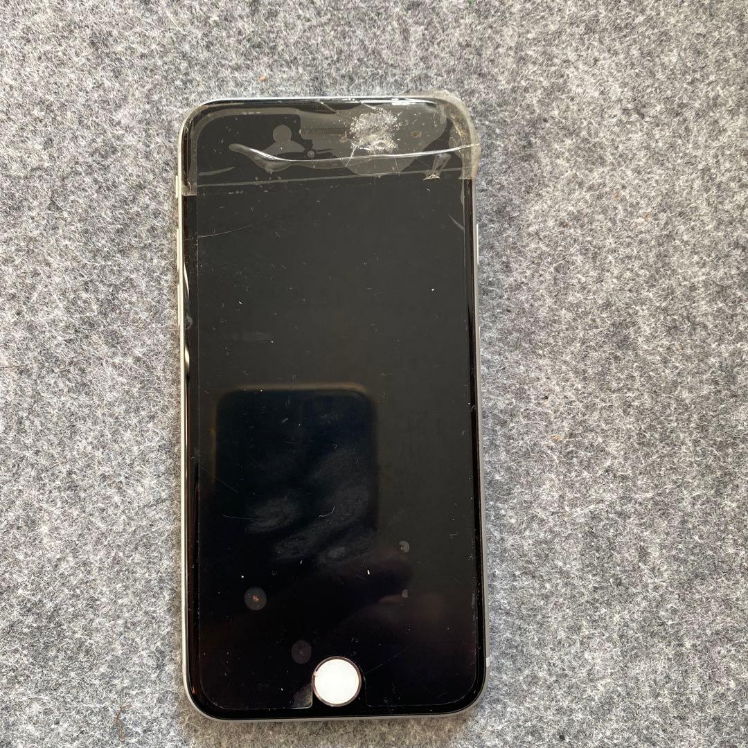 S*）様 iPhone 8 64G ジャンク