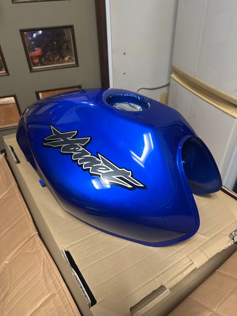 ホーネット250バイクタンク