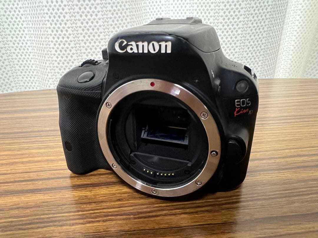 Canon EOS Kiss X7 デジタル一眼レフカメラ　キャノン　ジャンク