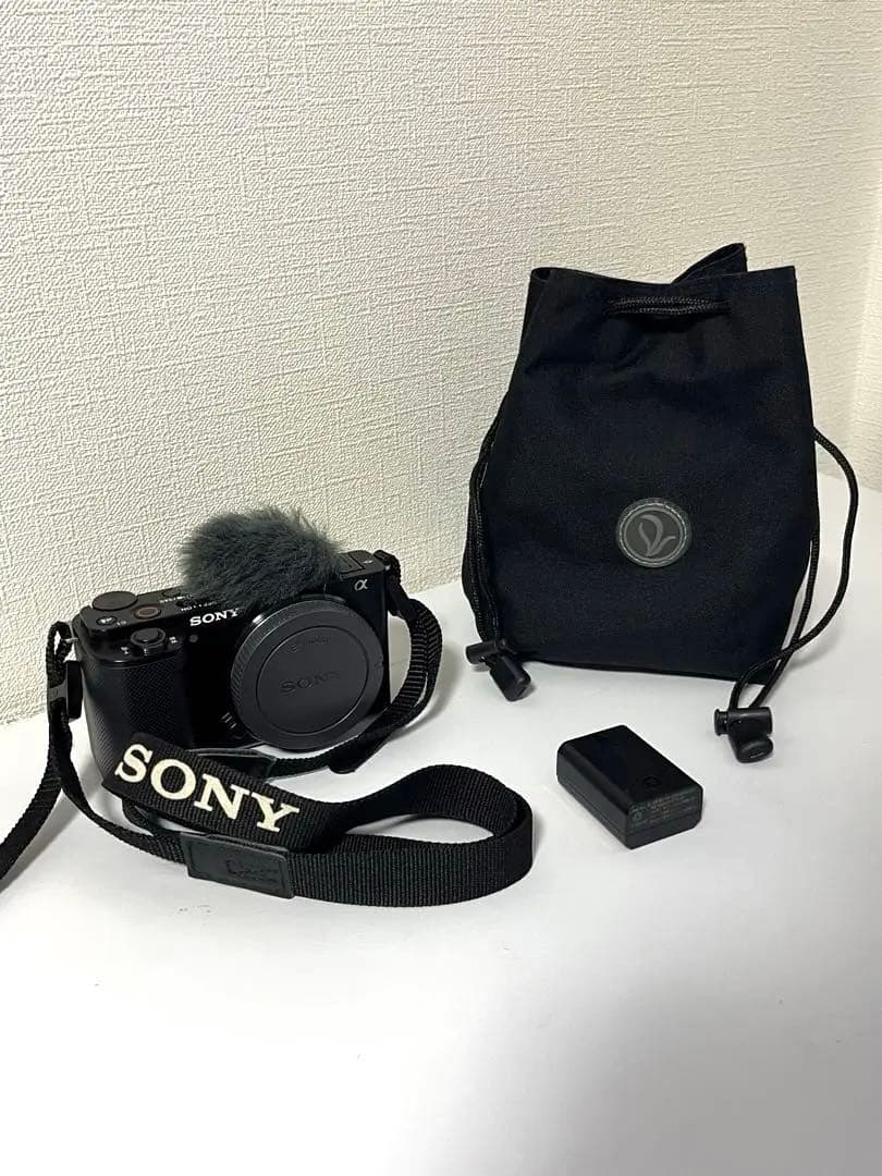 よこやま【2月末まで】sony zv-e10 カメラ本体