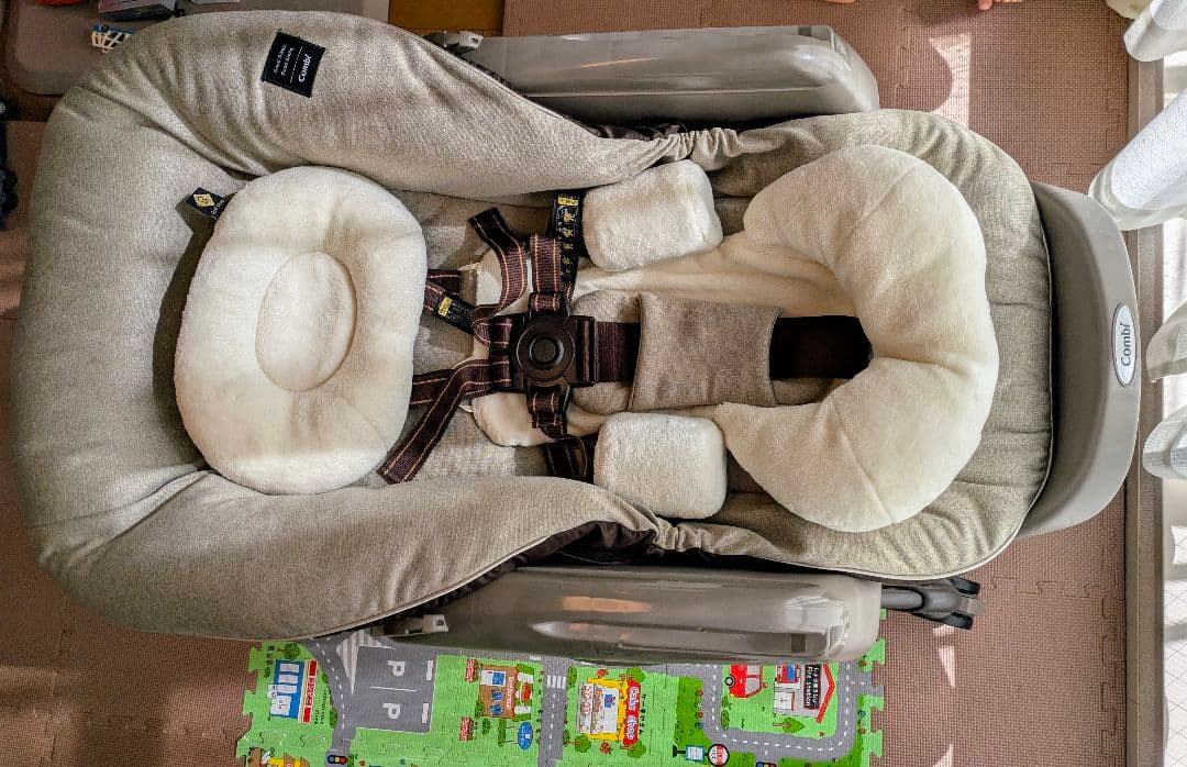 Combi ネムリラ AUTO SWING BEDi EG 電動