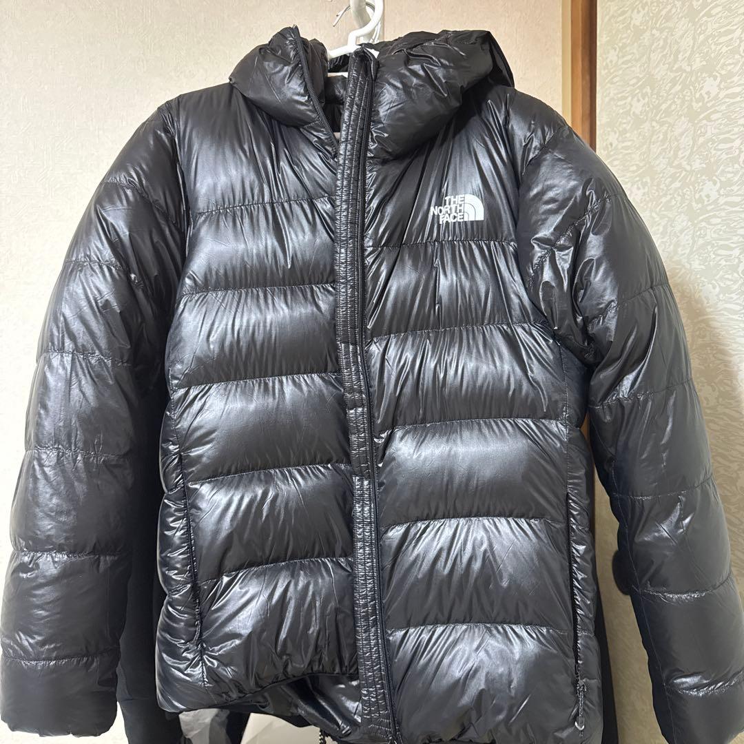 THE NORTH FACE ノースフェイス　ブラック　黒ダウンテカテカ　メンズ