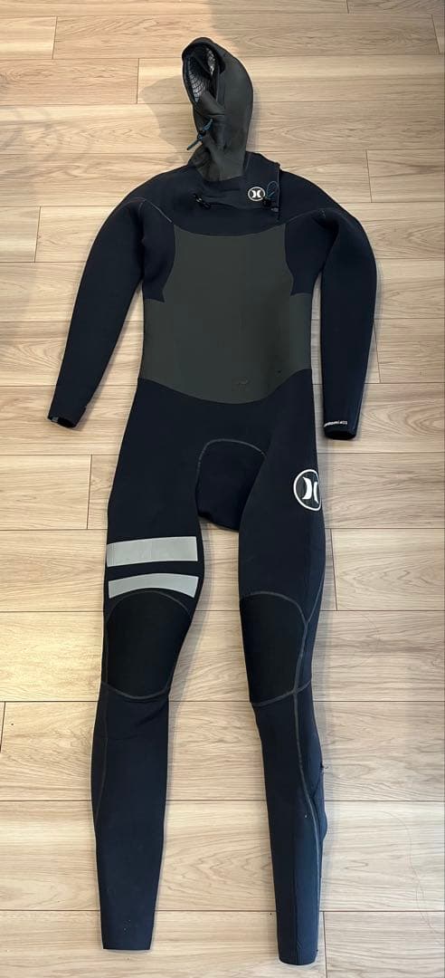 【美品】ハーレーSサイズ　フード付きセミドライウェットスーツ5mm