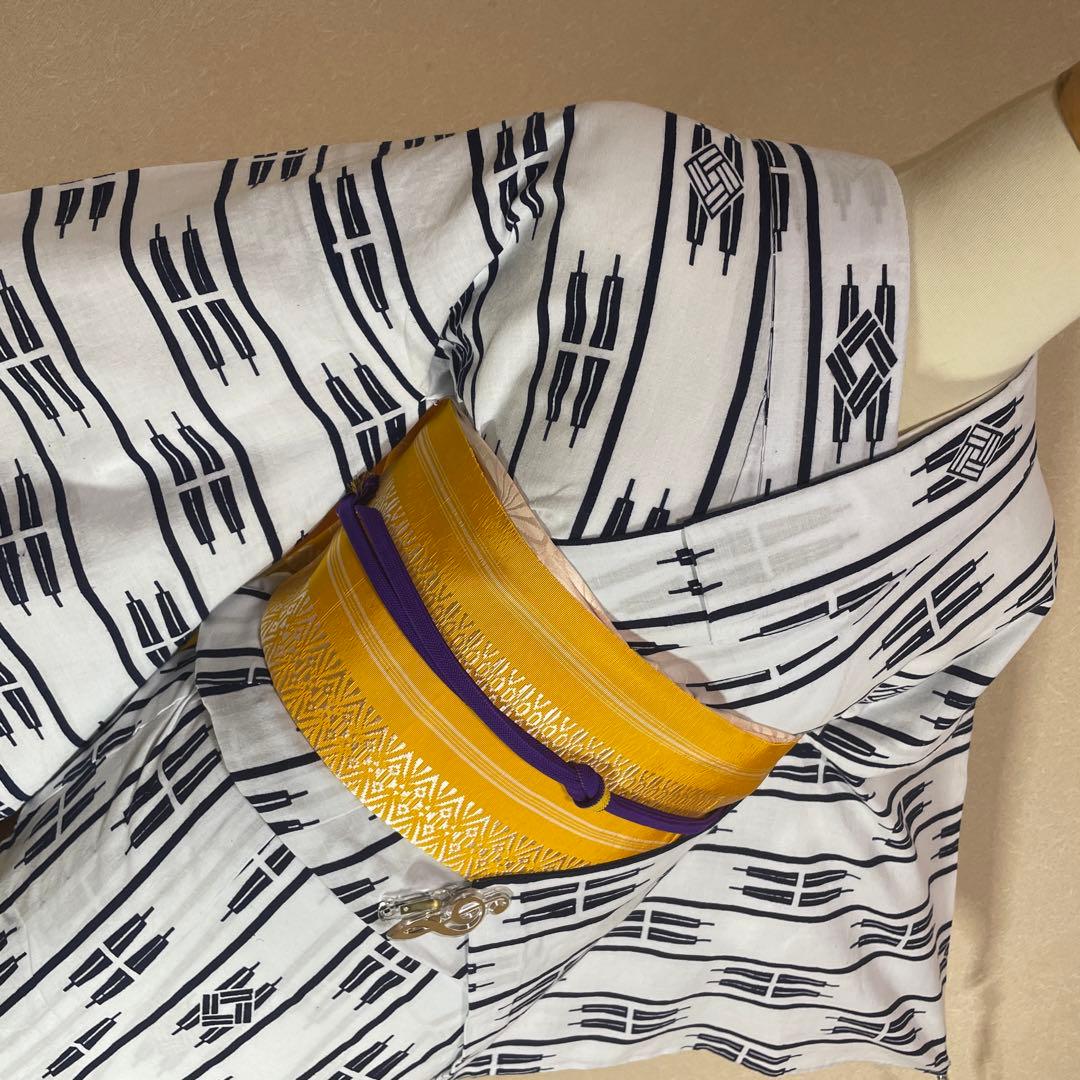 扇子の柄が粋な本染浴衣