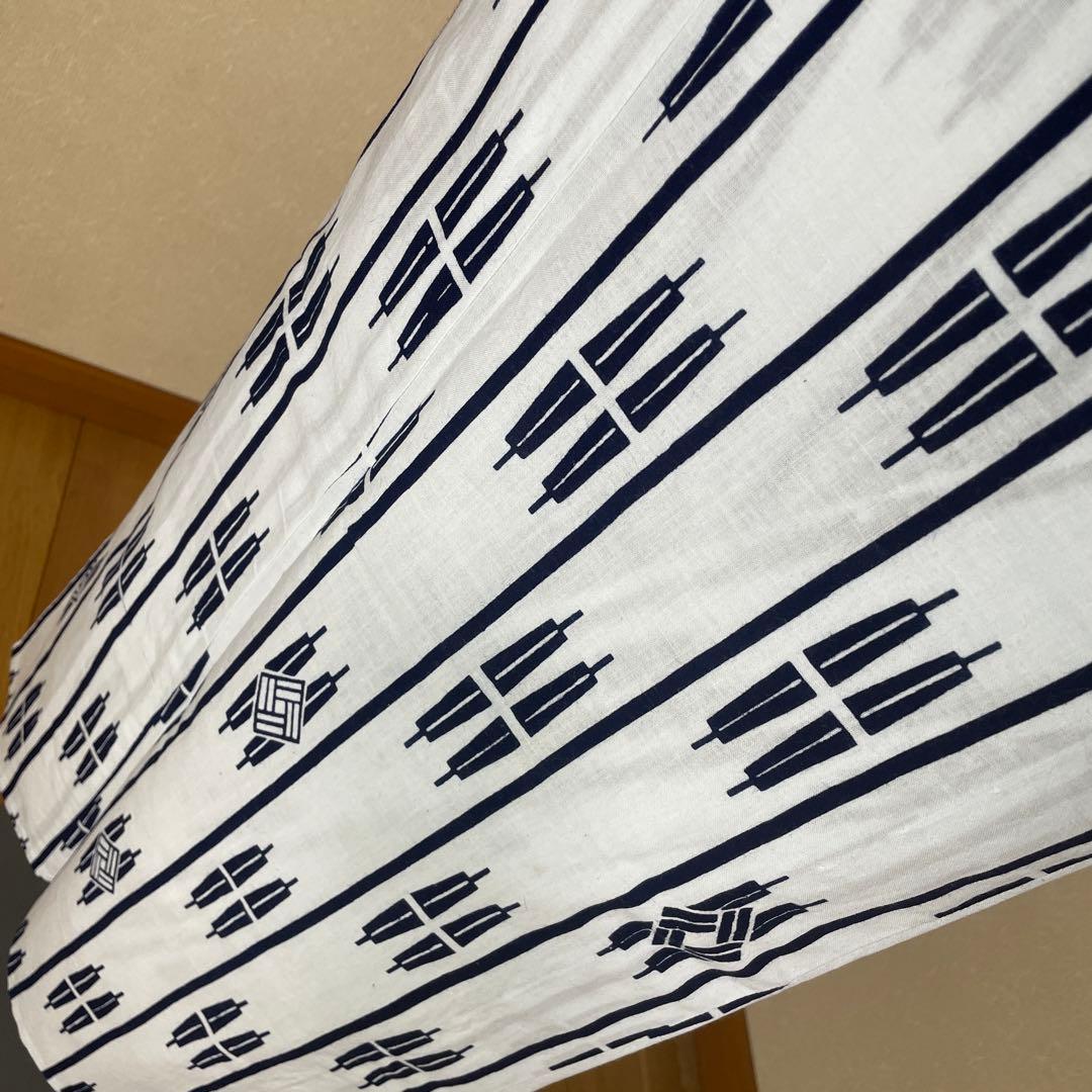 扇子の柄が粋な本染浴衣