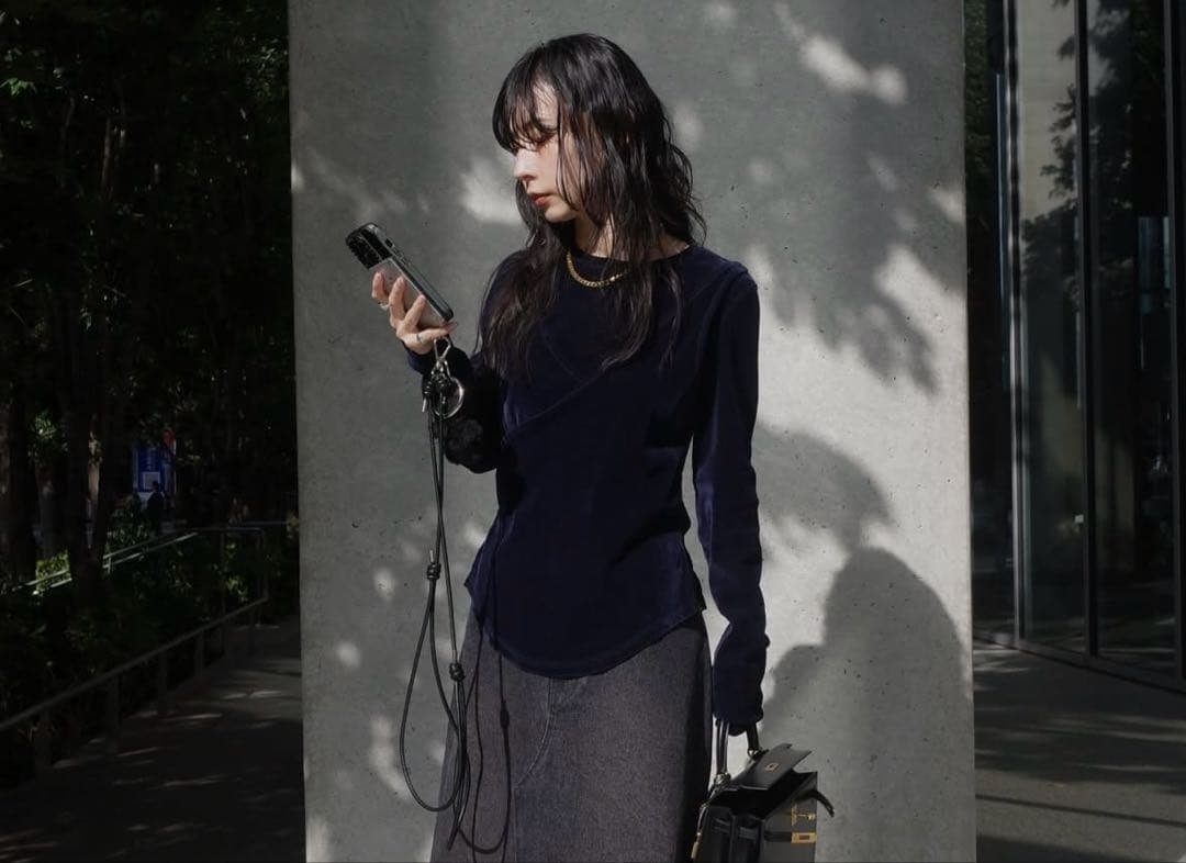 トップス CROSS LAYERED FLOCKY TULLE TOP