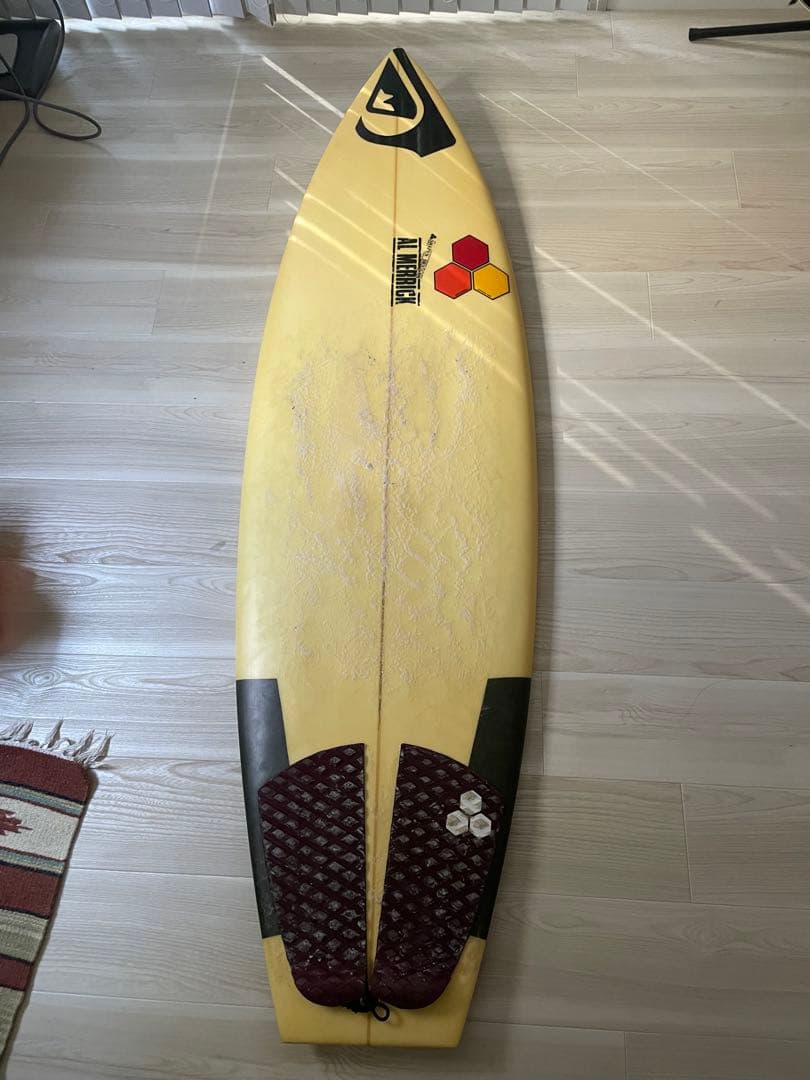 M*i様 Dane Reynolds使用ボード　AlMerrick Neckbe