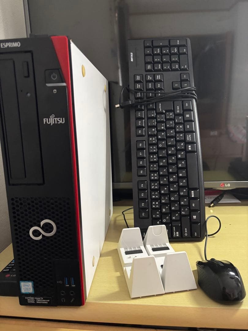Fujitsu デスクトップPC ESPRIMO D558/TX 付属品多数