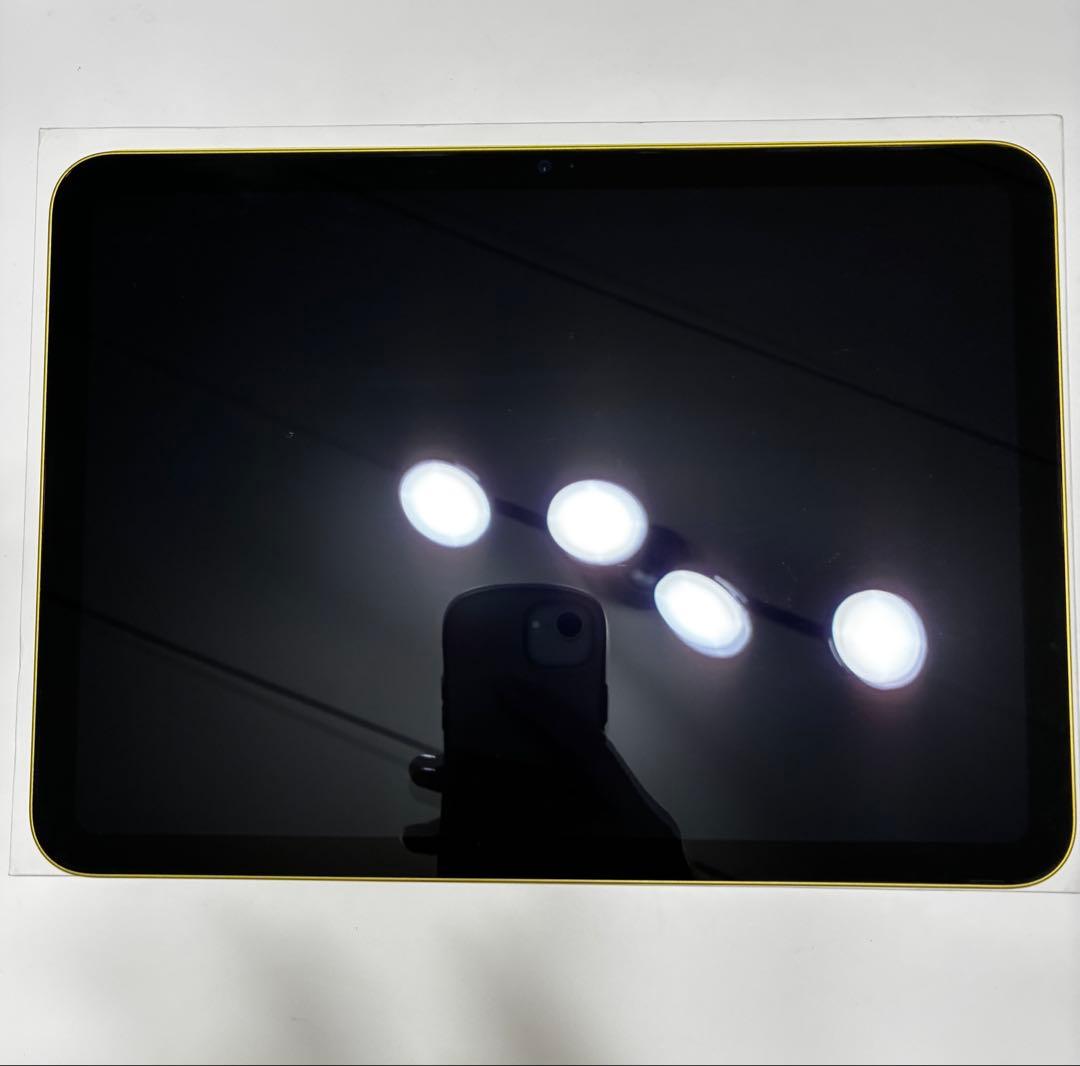 美品 iPad (第10世代) 64GB Wi-Fi 10.9インチ イエロー