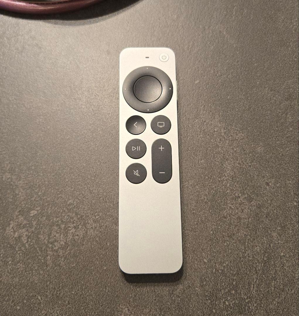 Apple TV (第2世代) [型番:A2169] ★他社製ケーブル付属！