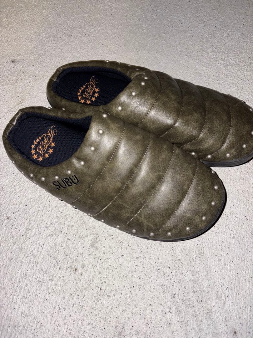 subu afb レザースタッズサンダル　サイズ3