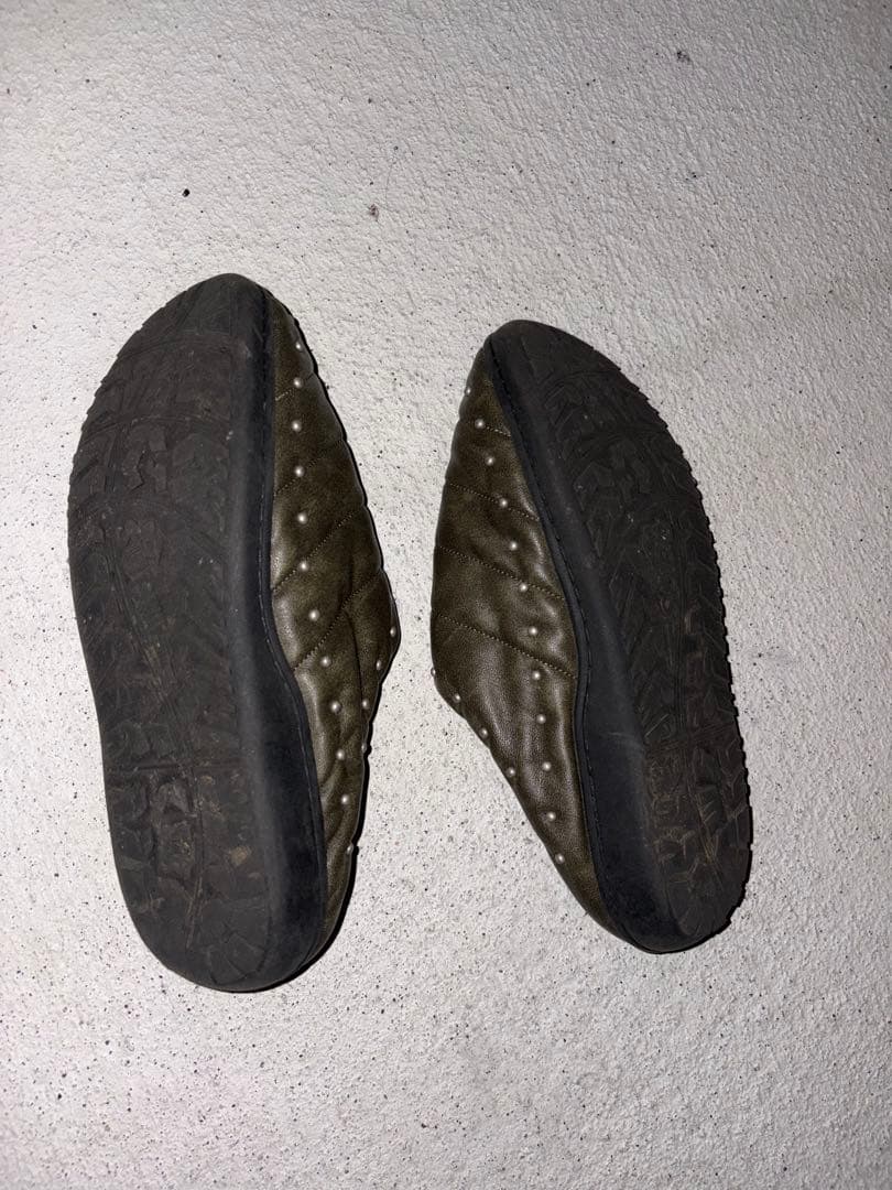 subu afb レザースタッズサンダル　サイズ3