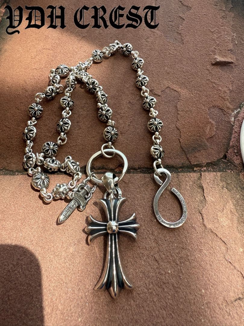 新入荷　バイカー必須　フラワークロスウォレットチェーン　刻印有り　MLCN