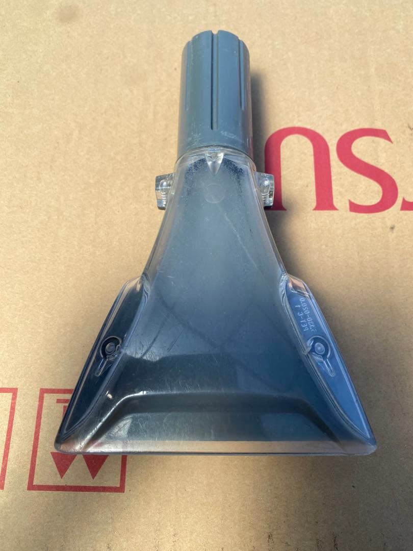 【ジャンク】ケルヒャー 業務用カーペットリンスクリーナー PUZZI 8/1C