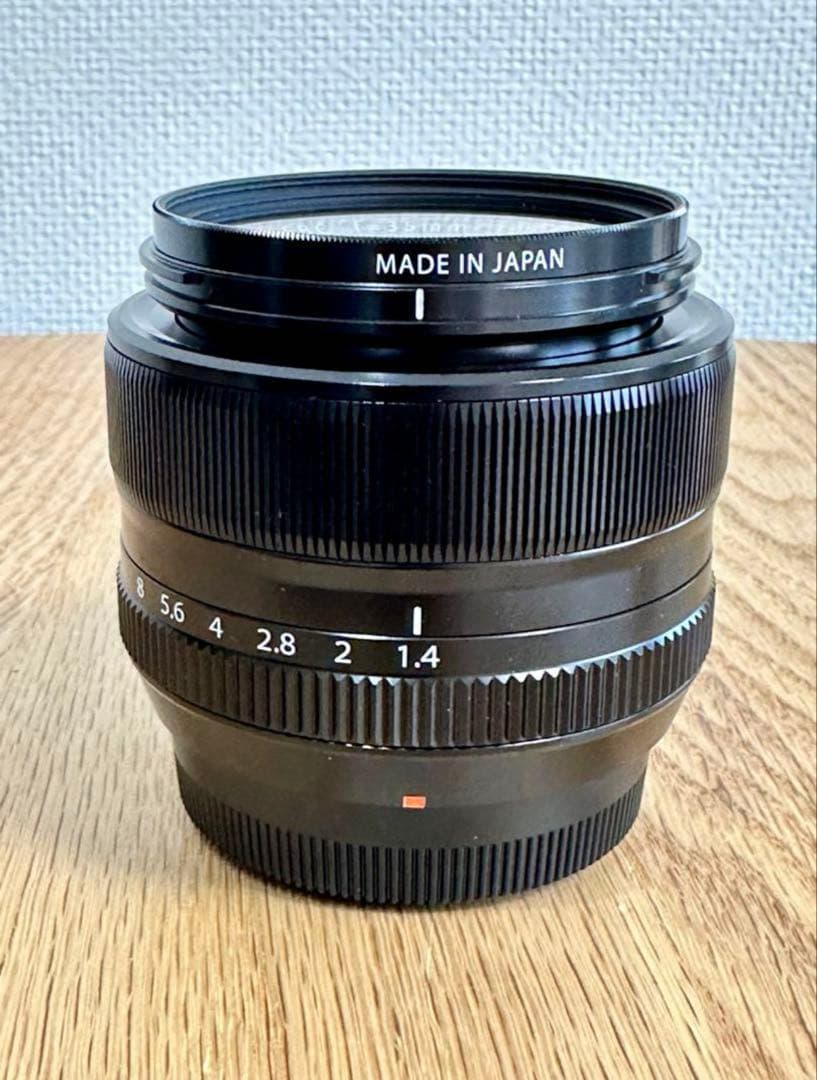 新品同様！ FUJIFILM フジノン XF35mmF1.4 R おまけ付き