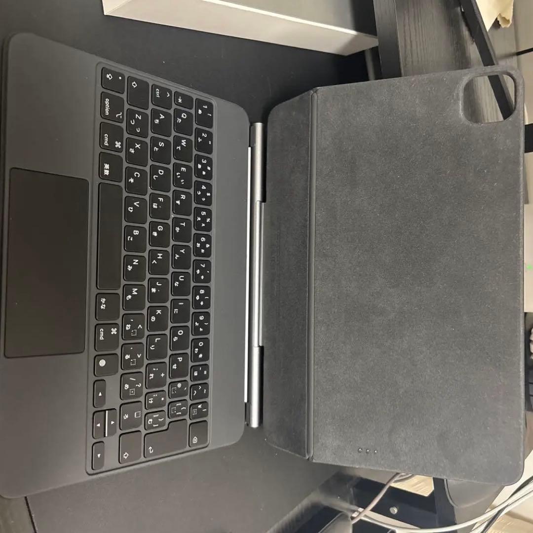 iPad Pro 11インチ(第3世代)シルバー Magic Keyboard