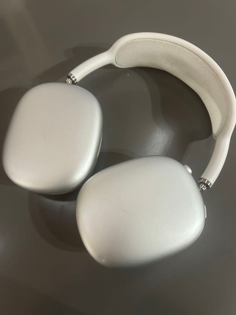 AirPods本体 シルバー オーバーイヤー型