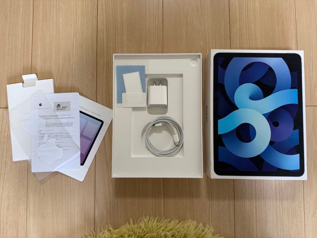 【美品】iPad Air 第4世代 64GB スカイブルー／箱・ケーブル