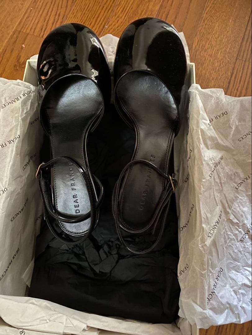 靴 Dear Frances Harlow Ankle Strap Pump