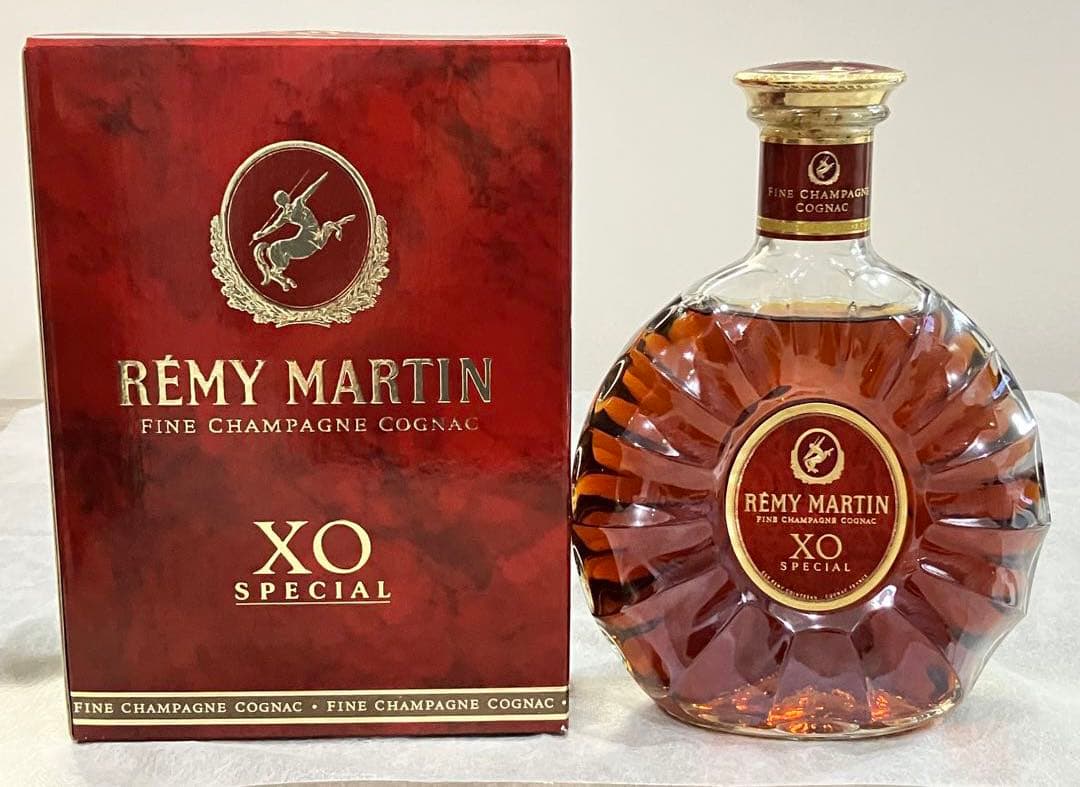 【未開栓】レミーマルタンREMY MARTIN XO SPECIAL 700ml