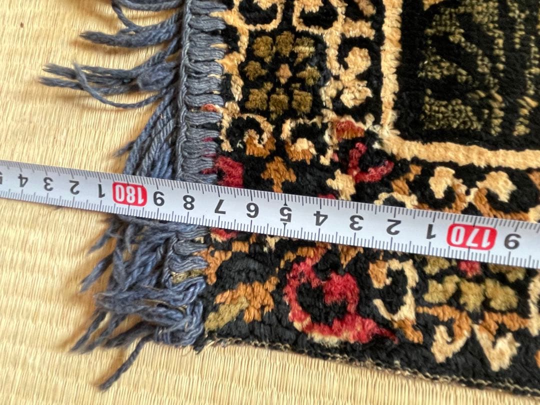 絨毯　ラグ　タペストリー　馬