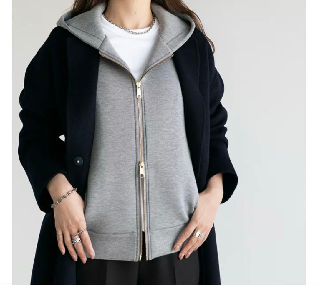 i need more shoes ダンボールニットパーカー