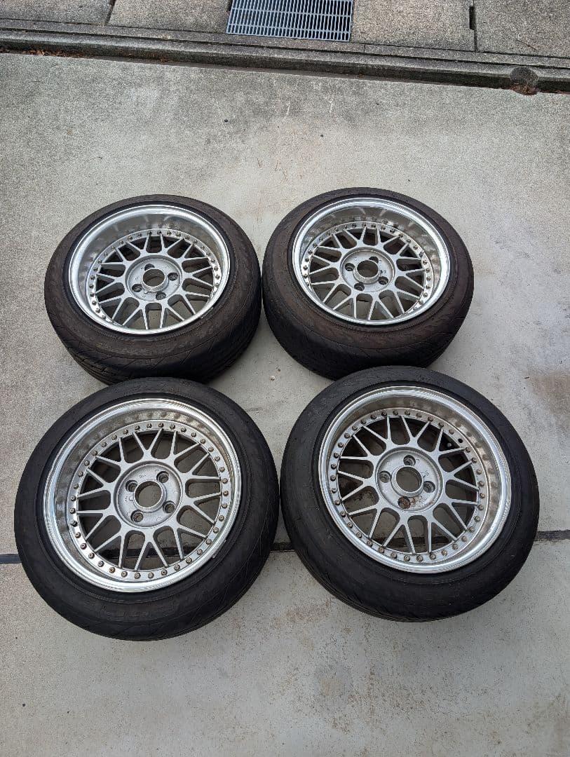 SUPERSTAR シェブロンレーシング 8.5j 15 +20 PCD 100