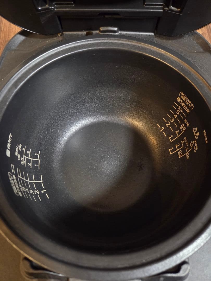 【大幅値下げ中】【土鍋圧力IH】タイガー 炊飯器 5.5合 JKX-V102