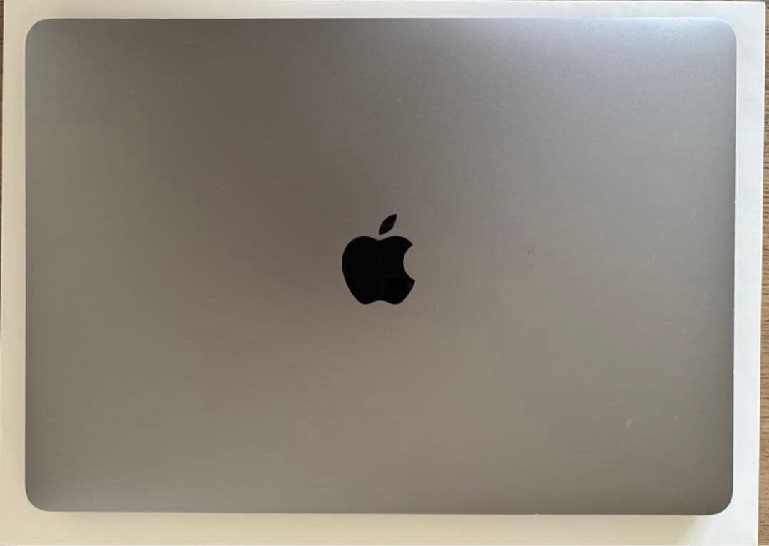 M*d様 超美品Apple MacBook Pro 13インチ スペースグレー1