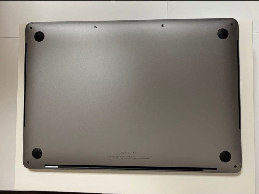 M*d様 超美品Apple MacBook Pro 13インチ スペースグレー1