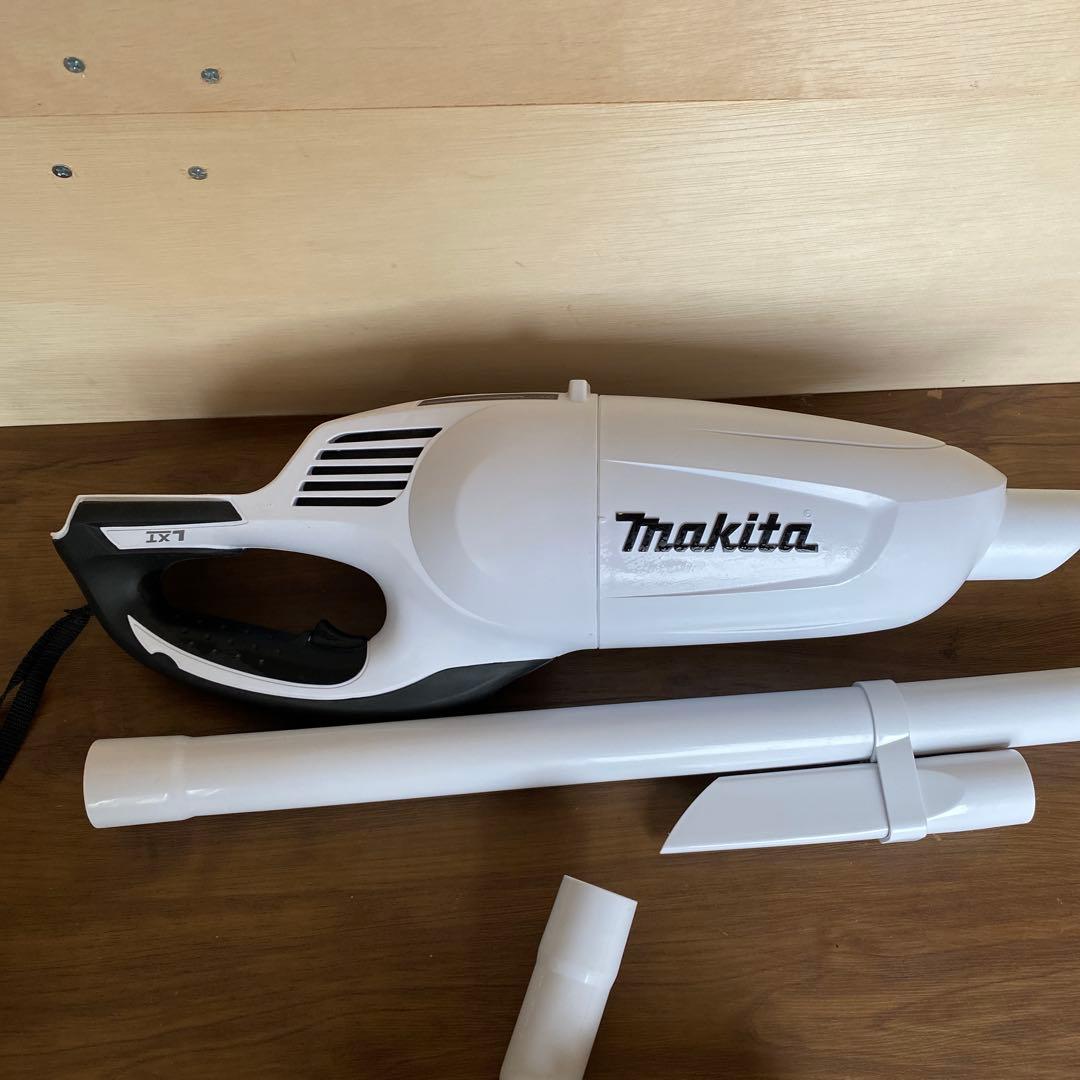Makita CL180FD スティッククリーナ− 電源あり