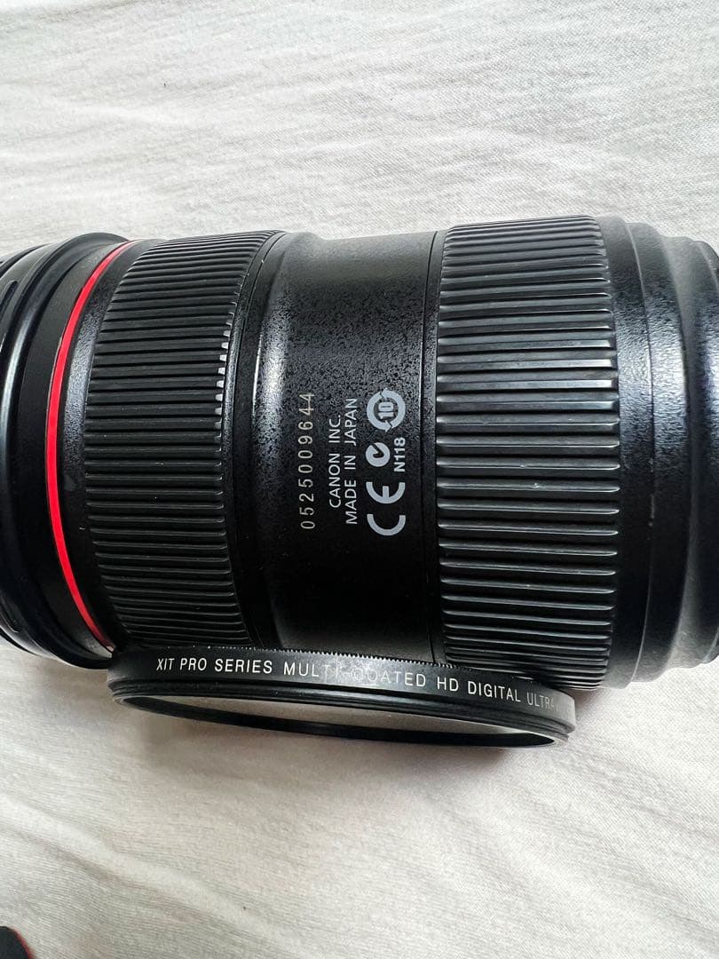 【極美品】Canon EF 24-70mm f/2.8L II USM おまけ付