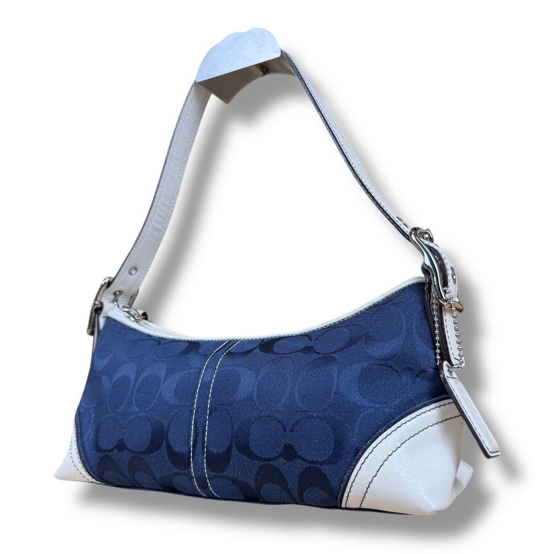 バッグ Coach Baguette Hampton Demi Bag Navy