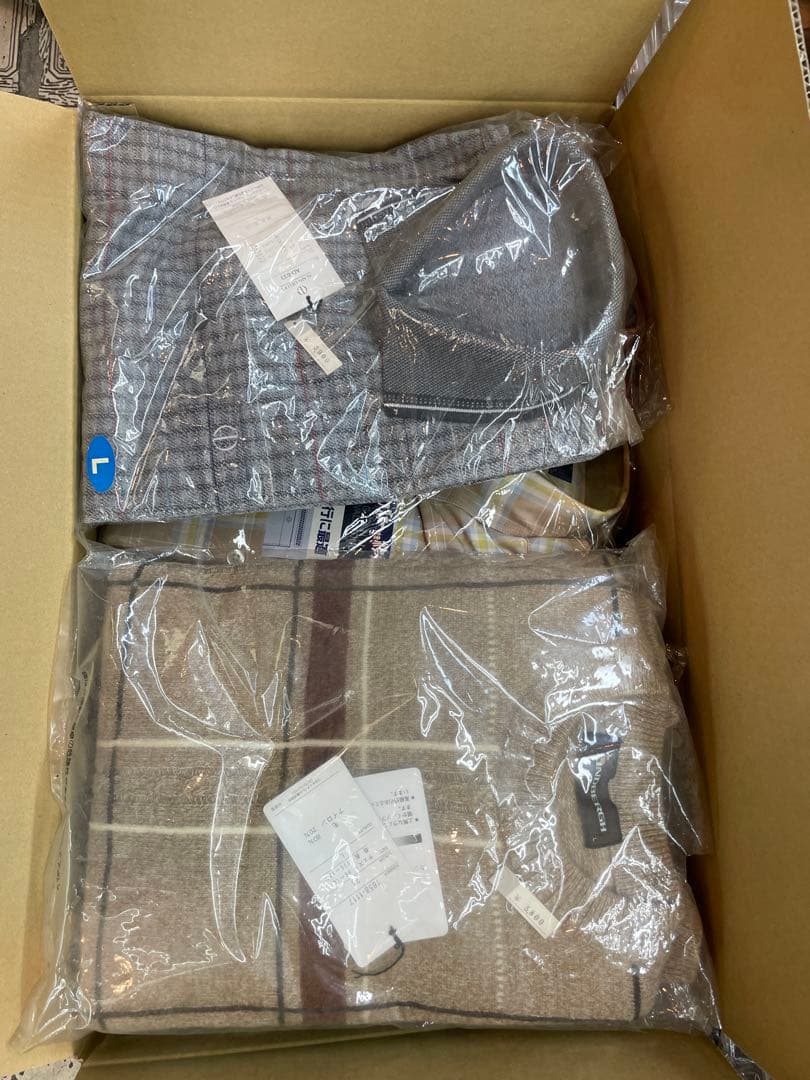 【在庫わずか】紳士服ランダム梱包100着まとめ売り！【送料無料】