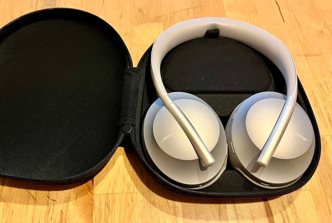 【美品】BOSE Noise Cancelling Headphones 700