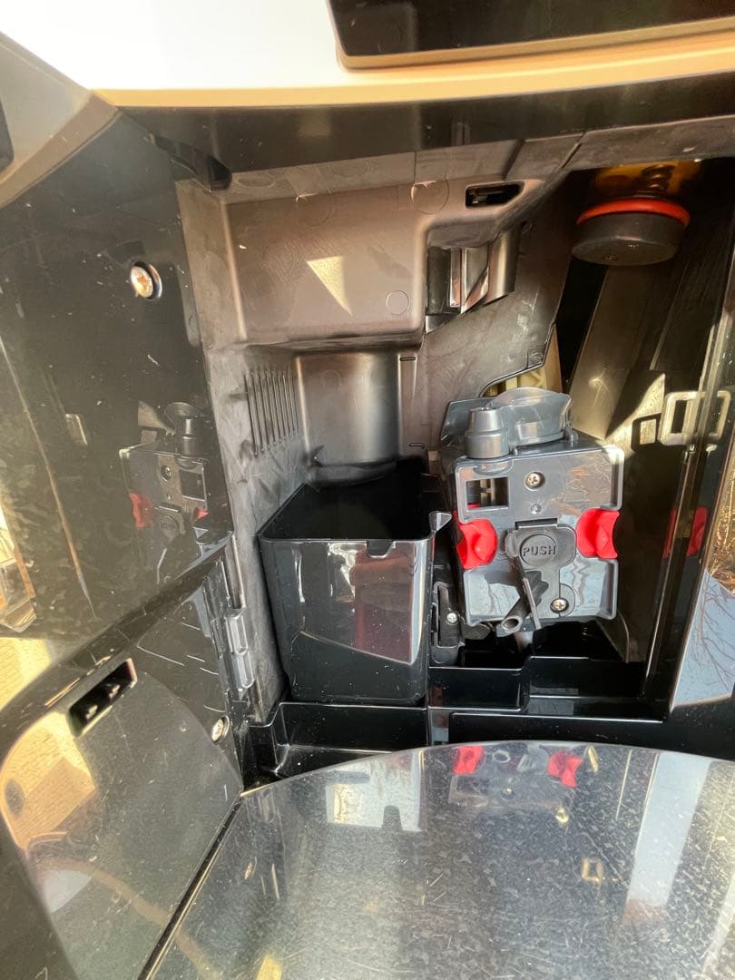 デロンギ 全自動エスプレッソマシン1回のみ使用でカートリッジ2個付き