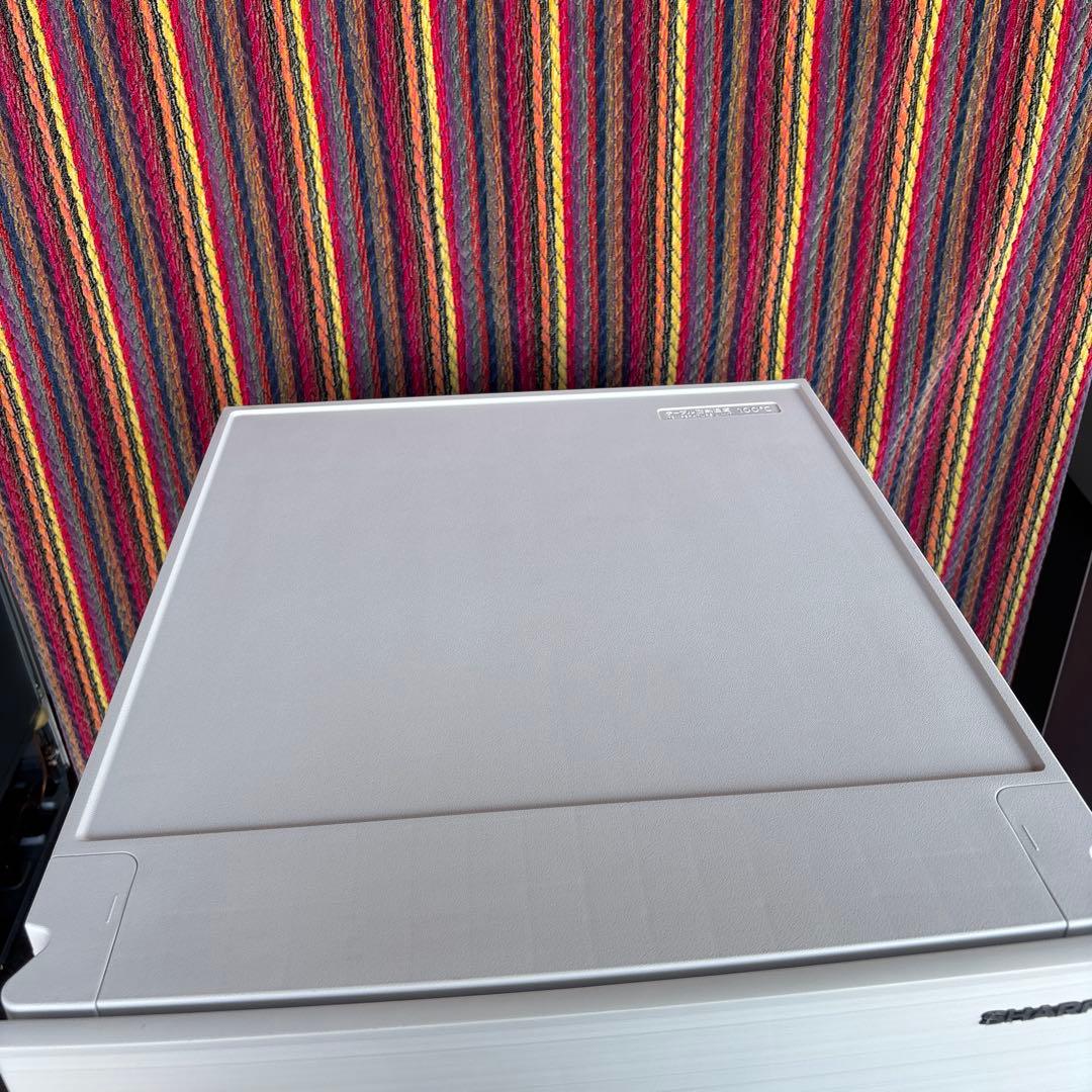 SHARP中古冷凍冷蔵庫152L2022年製 形名SJ-D15H-W