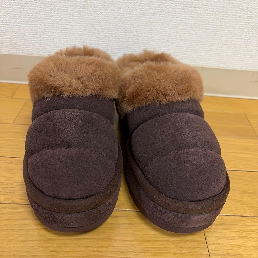 新品 UGG Tazzlita Hardwood ブラウン 厚底ブーツ