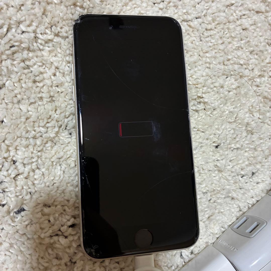 【動作OK】iPhone SE3 画面割れ 正常稼働