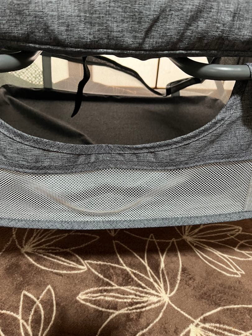 折りたたみ式メッシュベビーベッド（取説あり）