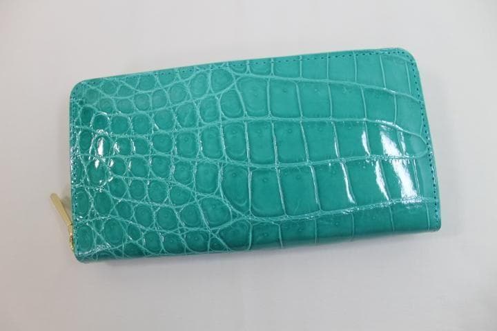 【専用】クロコダイル 財布 本物 シャイニング加工 ラウンド ターコイズブルー
