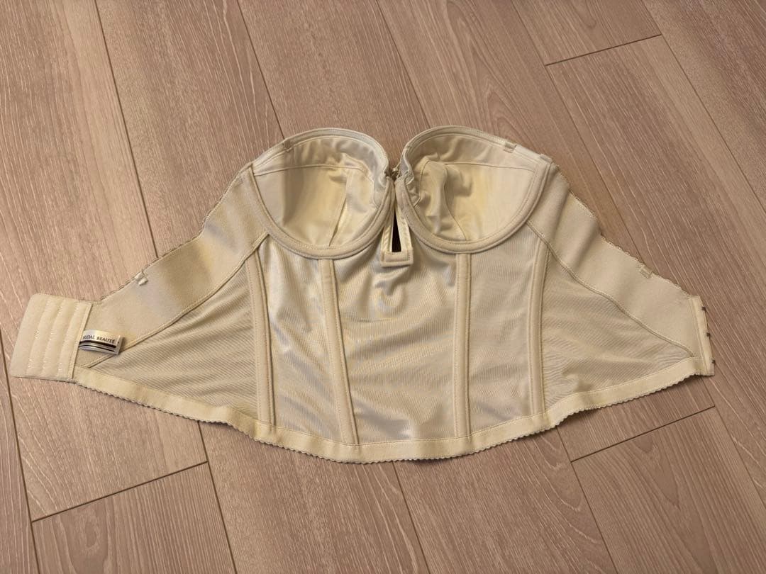 BRIDAL BEAUTE バックレスビスチェ D75 ブライダルインナー