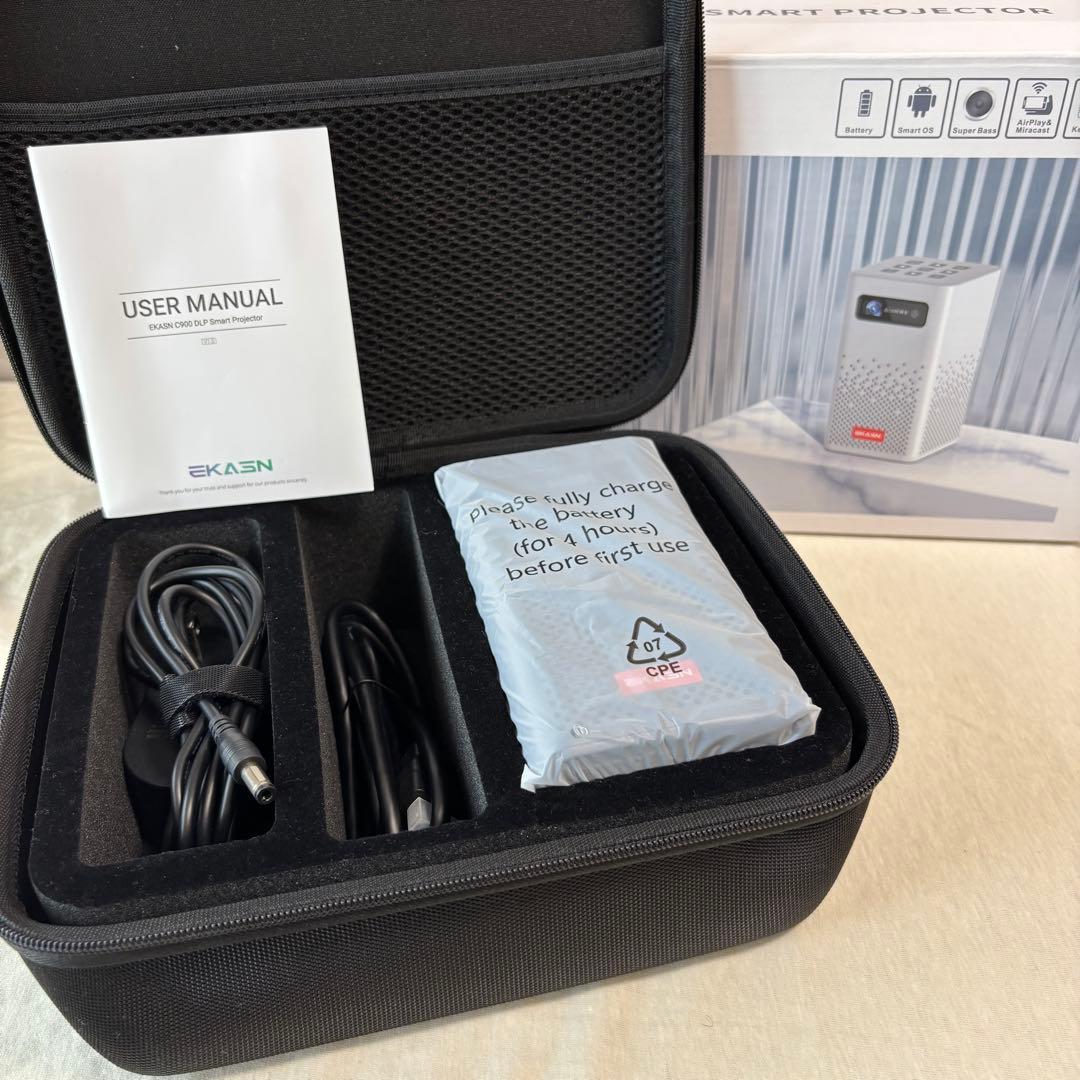 EKASN ポータブル プロジェクター 充電器付き 動作確認済み スピーカー
