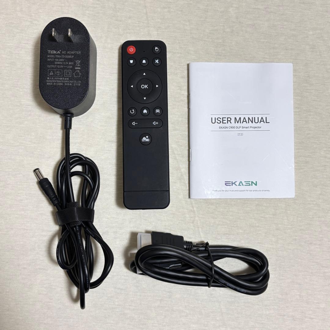 EKASN ポータブル プロジェクター 充電器付き 動作確認済み スピーカー