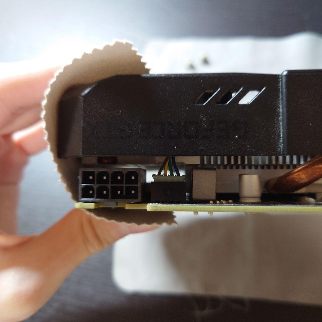 MSI GeForce GTX 1660 AERO ITX 6G OC 本体