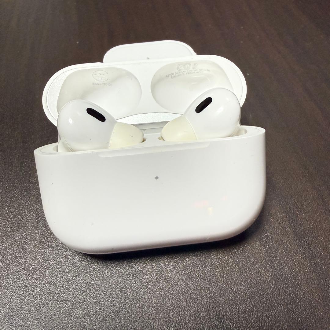 AirPods Pro 本体 ホワイト 充電ケーブル付き