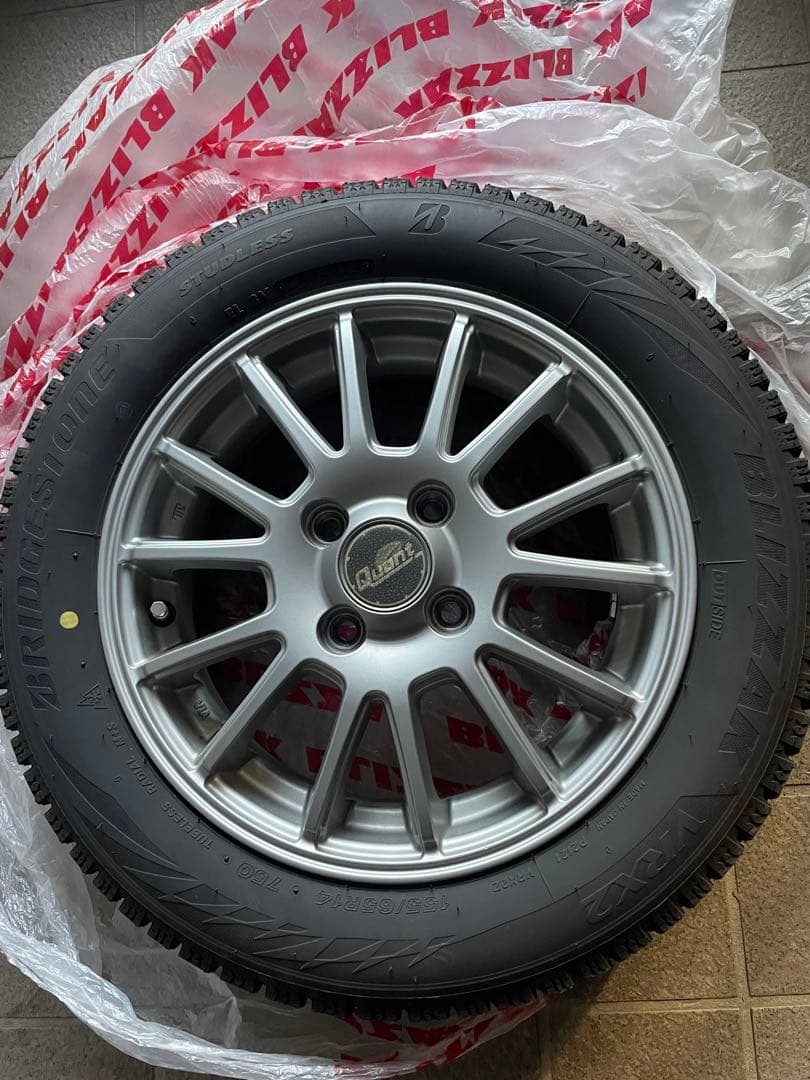 n*y様 155/65r14 スタッドレスタイヤ＆ホイールセット