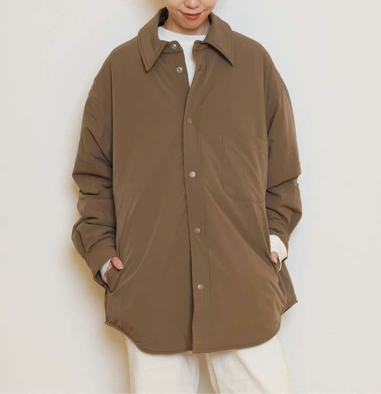 2025.展示のみ美品　ユニセックス　SHIRTJACKET